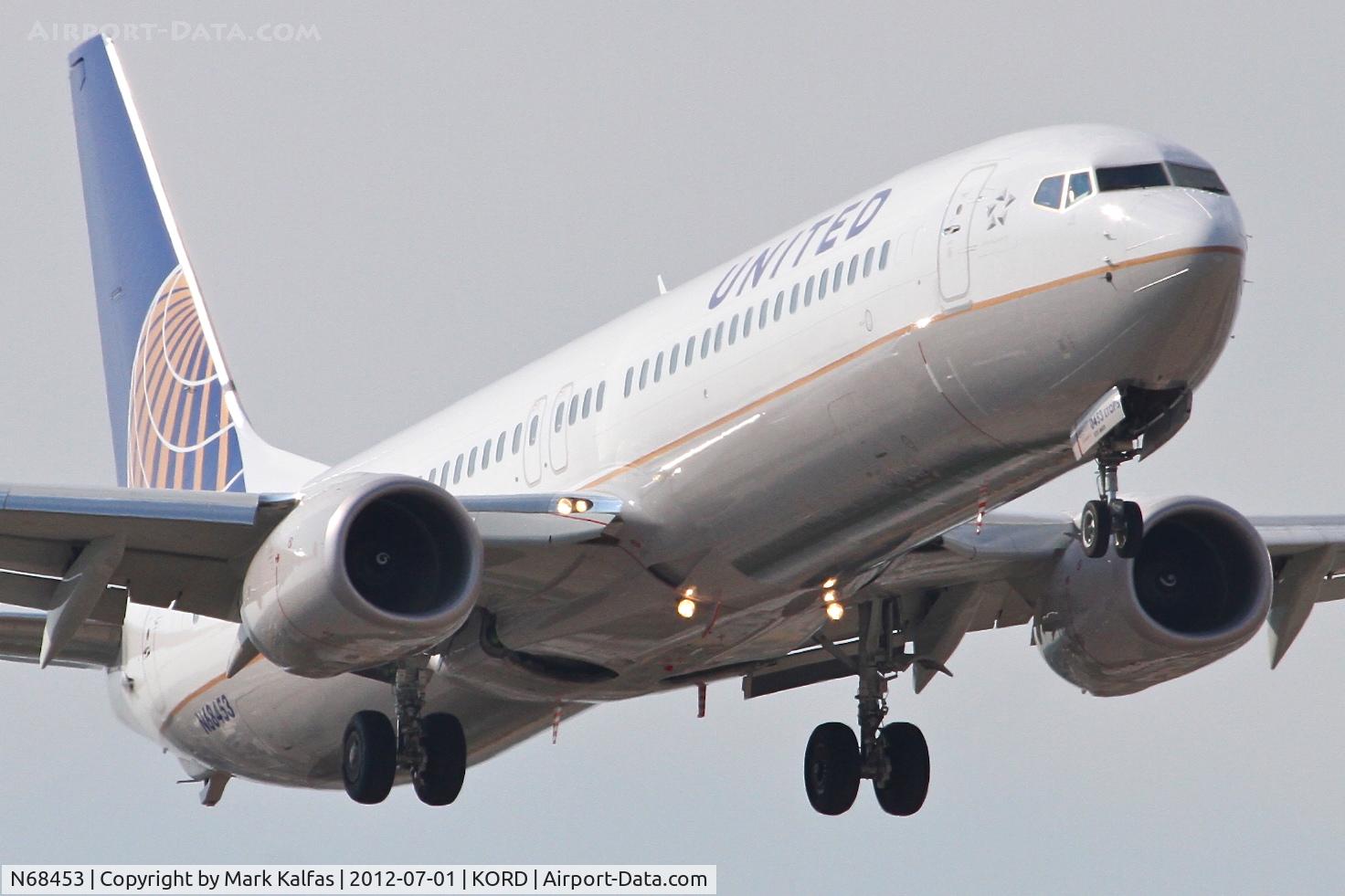 N68453, 2012 Boeing 737-924/ER C/N 41742, United Airlines Boeing 737-924ER, UAL1642 arriving from Los Angeles International/KLAX, RWY 14R approach KORD.