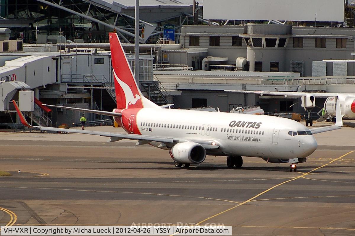 VH-VXR, 2003 Boeing 737-838 C/N 33724, At Sydney