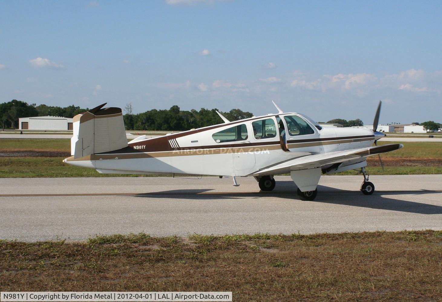 N981Y, 1967 Beech V35 Bonanza C/N D-8503, Beech V35