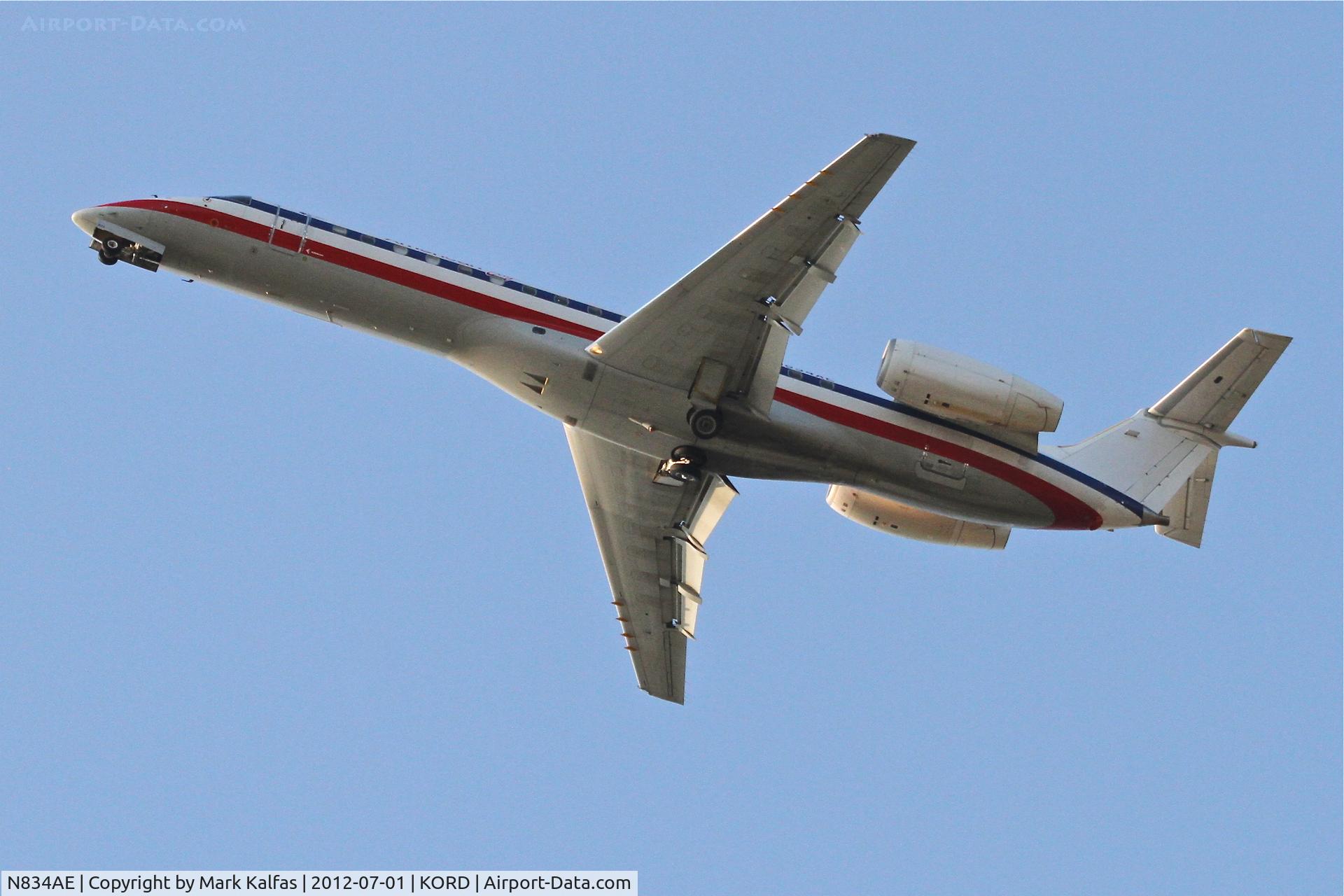 N834AE, 2002 Embraer ERJ-140LR (EMB-135KL) C/N 145631, American Eagle Embraer EMB-135KL, EGF3957 arriving from KMEM, on a missed approach for RWY 28 at Chicago's O'Hare after the preceding A320/N468UA had breaking problems upon it arrival.