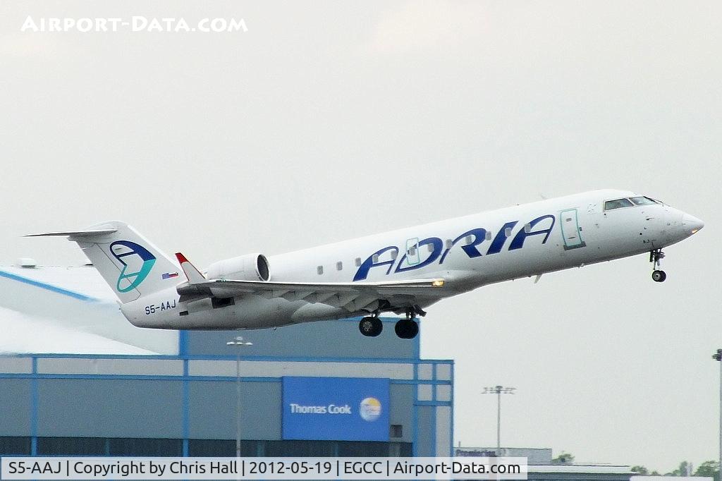 S5-AAJ, 2004 Bombardier CRJ-200ER (CL-600-2B19) C/N 8010, Adria Airways