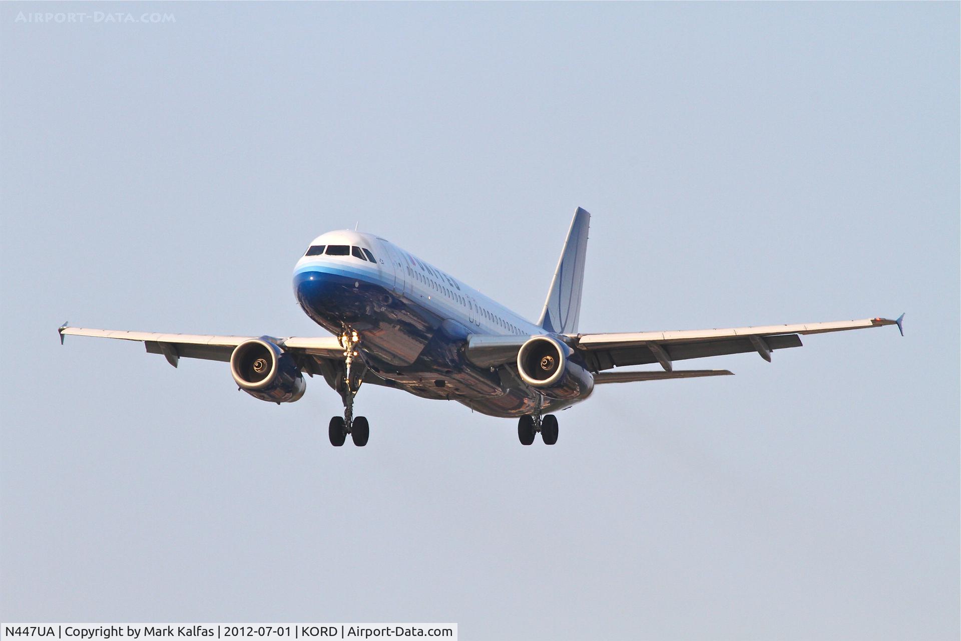 N447UA, 1998 Airbus A320-232 C/N 836, United Airlines Airbus A320-232, UAL679 arriving from San Juan, PR-Luis Munoz Marin Int'l /TJSJ, RWY 28 approach KORD.