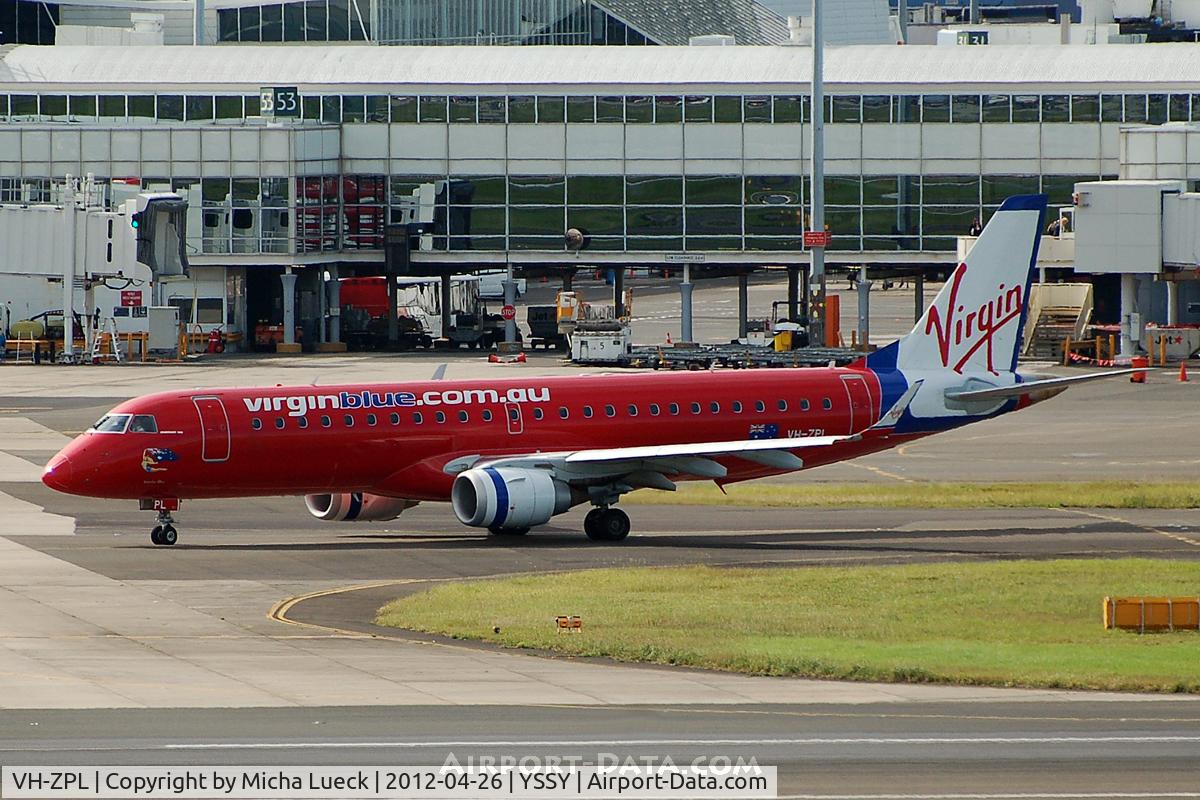 VH-ZPL, 2008 Embraer 190AR (ERJ-190-100IGW) C/N 19000220, At Sydney
