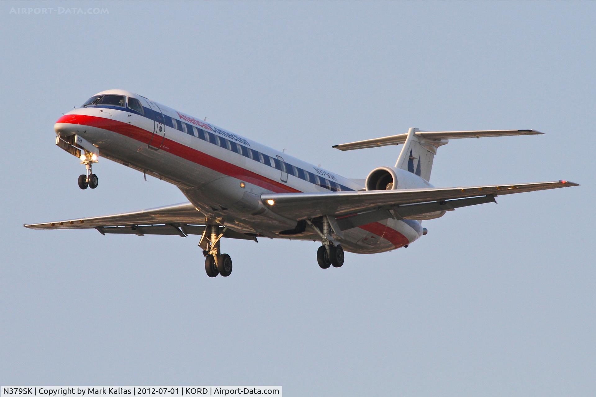N379SK, 2002 Embraer ERJ-140LR (EMB-135KL) C/N 145606, Chautauqua Airlines/American Connection Embraer ERJ-135LR, CHQ5096 arriving from Will Rogers World Airport/KOKC, RWY 28 approach KORD.