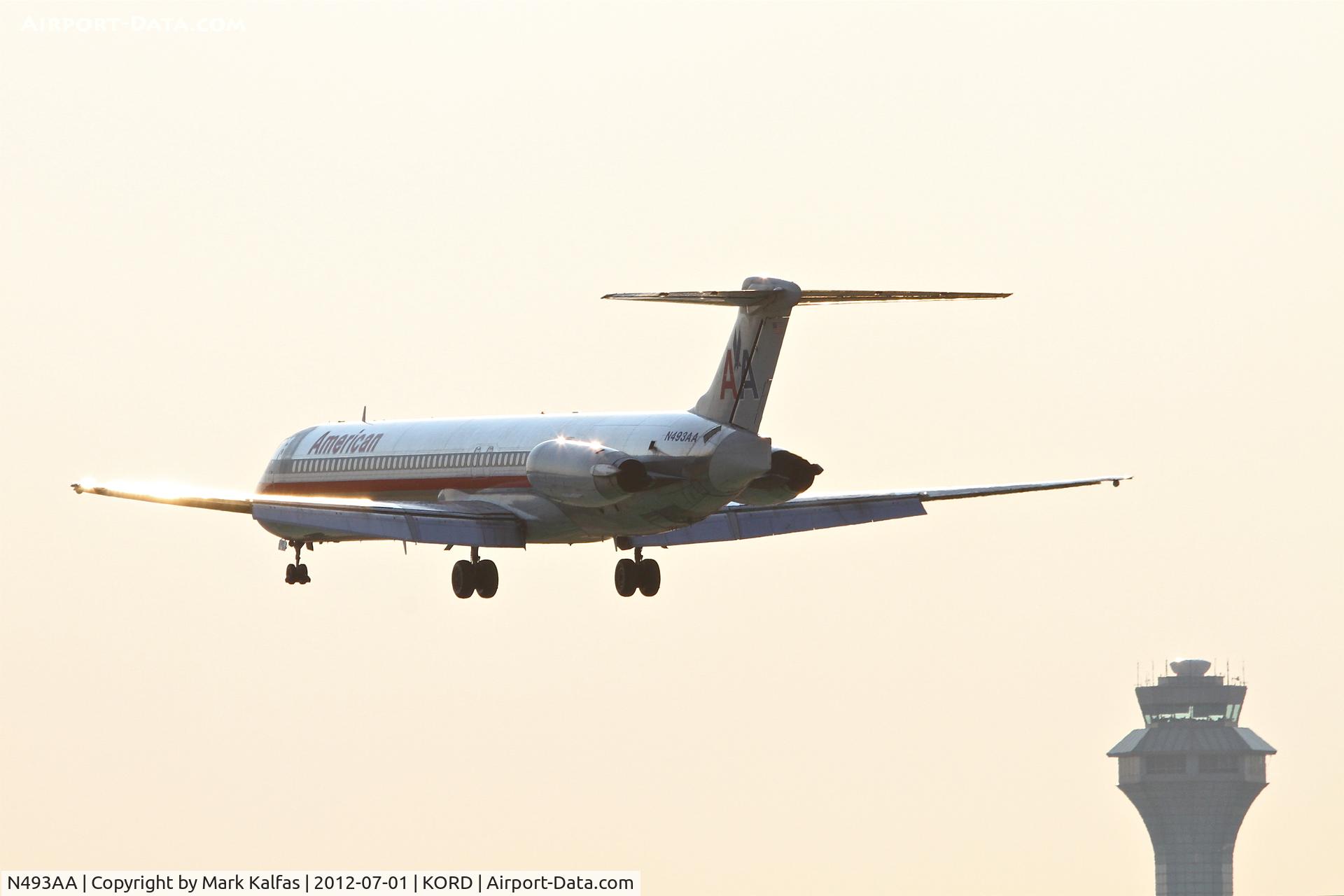 N493AA, 1989 McDonnell Douglas MD-82 (DC-9-82) C/N 49731, American Airlines Mcdonnell Douglas DC-9-82, AAL2491 arriving from KMSP, RWY 28 approach KORD.