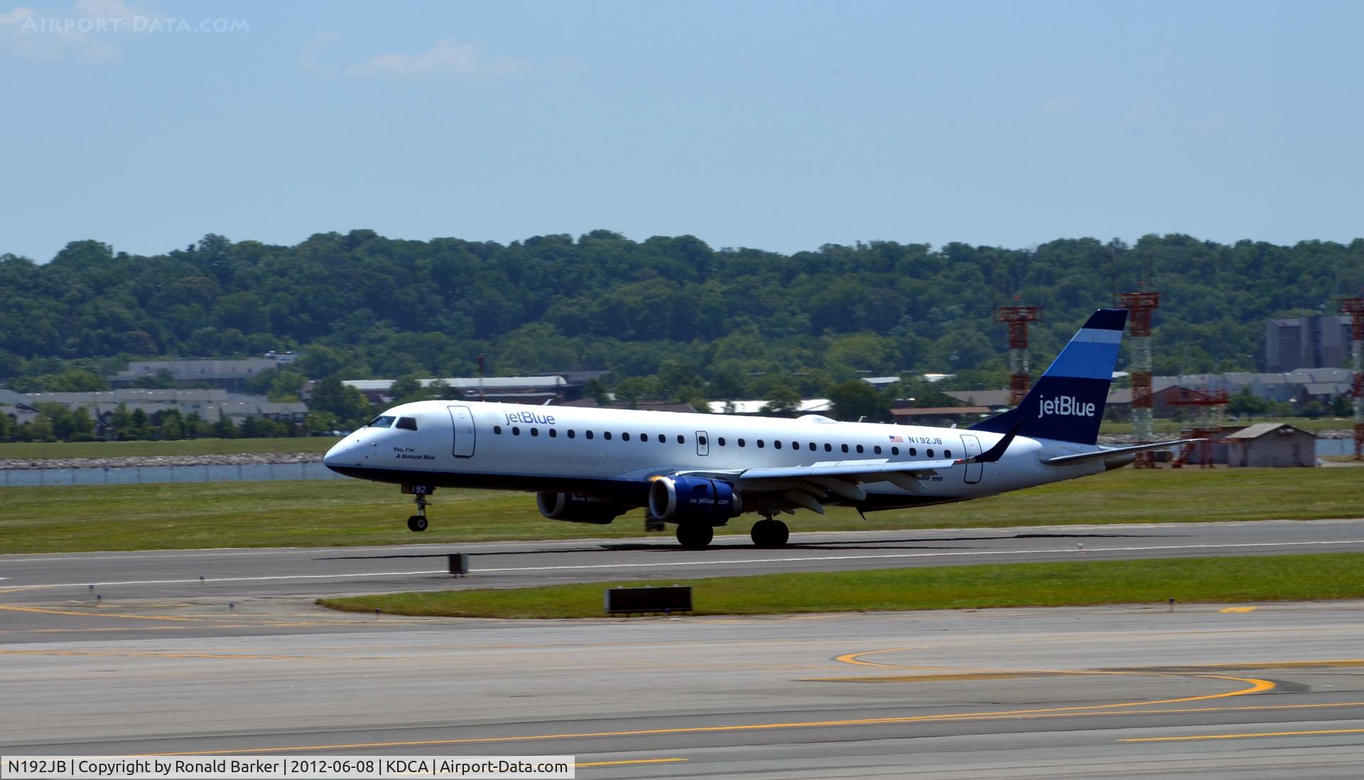 N192JB, 2005 Embraer 190AR (ERJ-190-100IGW) C/N 19000014, Landing DCA