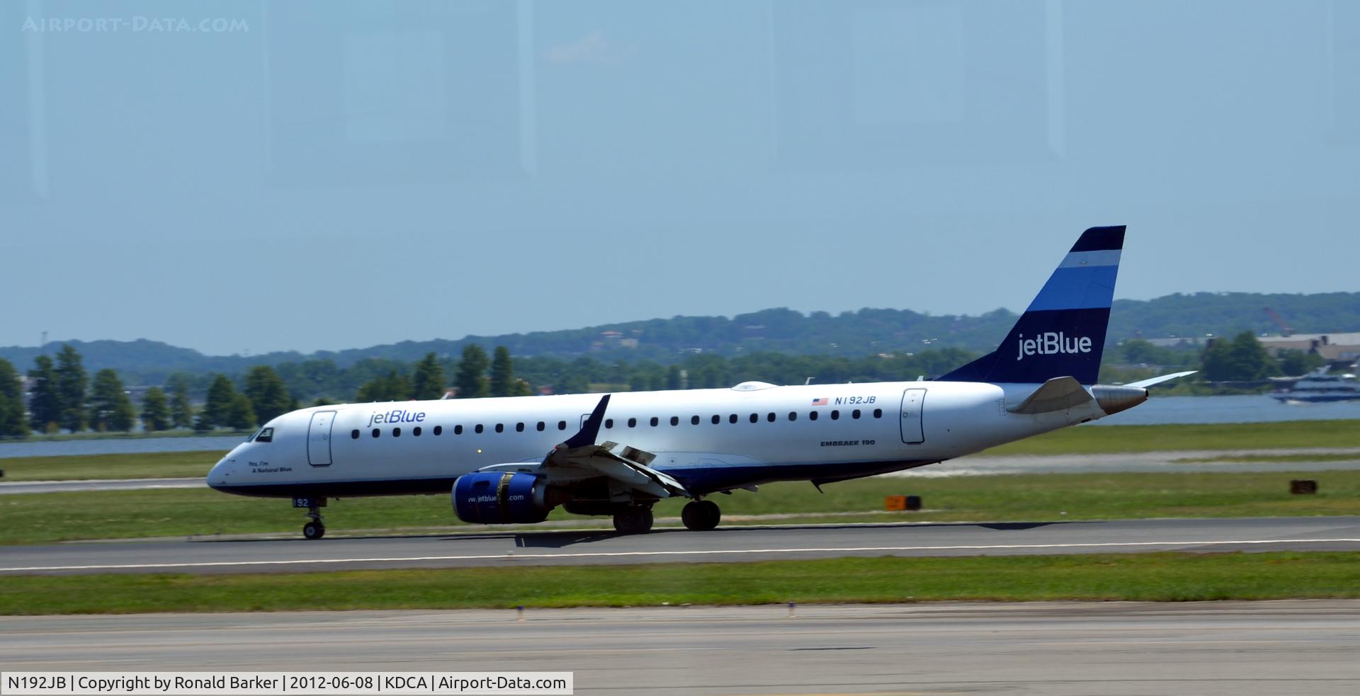 N192JB, 2005 Embraer 190AR (ERJ-190-100IGW) C/N 19000014, LandinG DCA