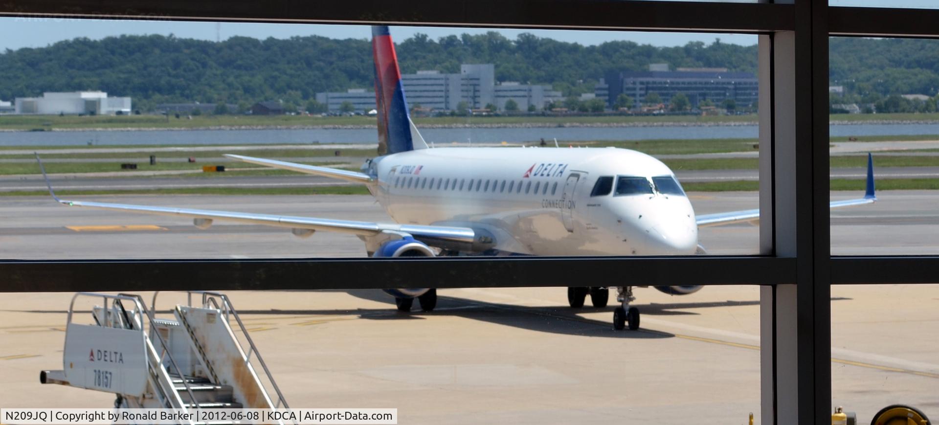 N209JQ, 2008 Embraer 175LR (ERJ-170-200LR) C/N 17000258, DCA, VA