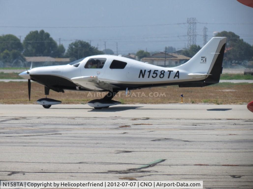 N158TA, 2008 Cessna LC41-550FG C/N 411005, Taxiing eastbound