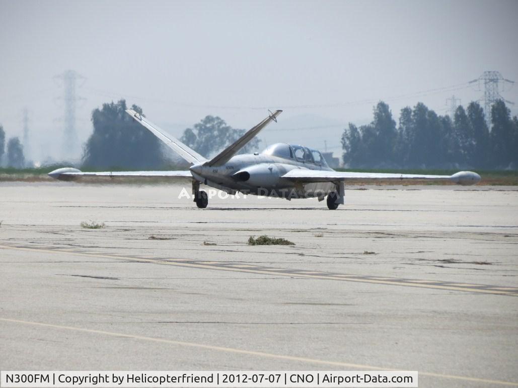 N300FM, Fouga CM-170R Magister C/N 494, Taxiing to 26R