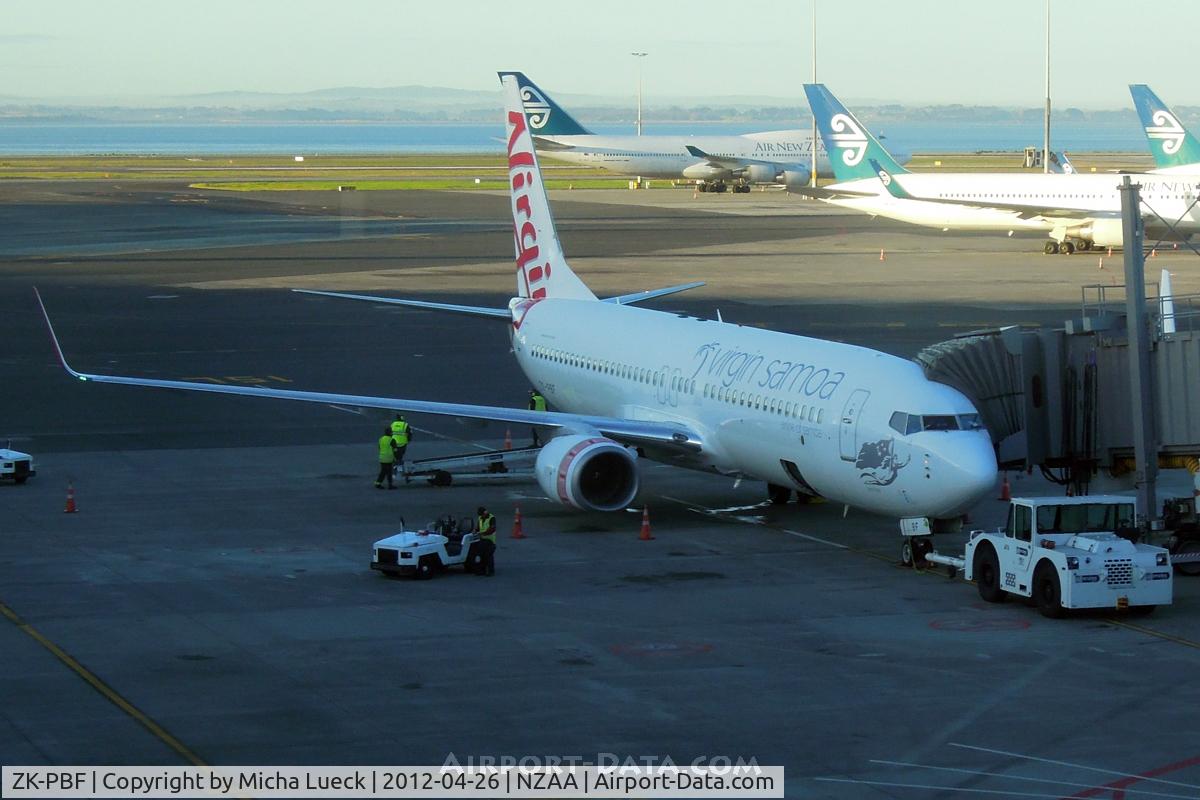 ZK-PBF, 2004 Boeing 737-8FE C/N 33799, At Auckland