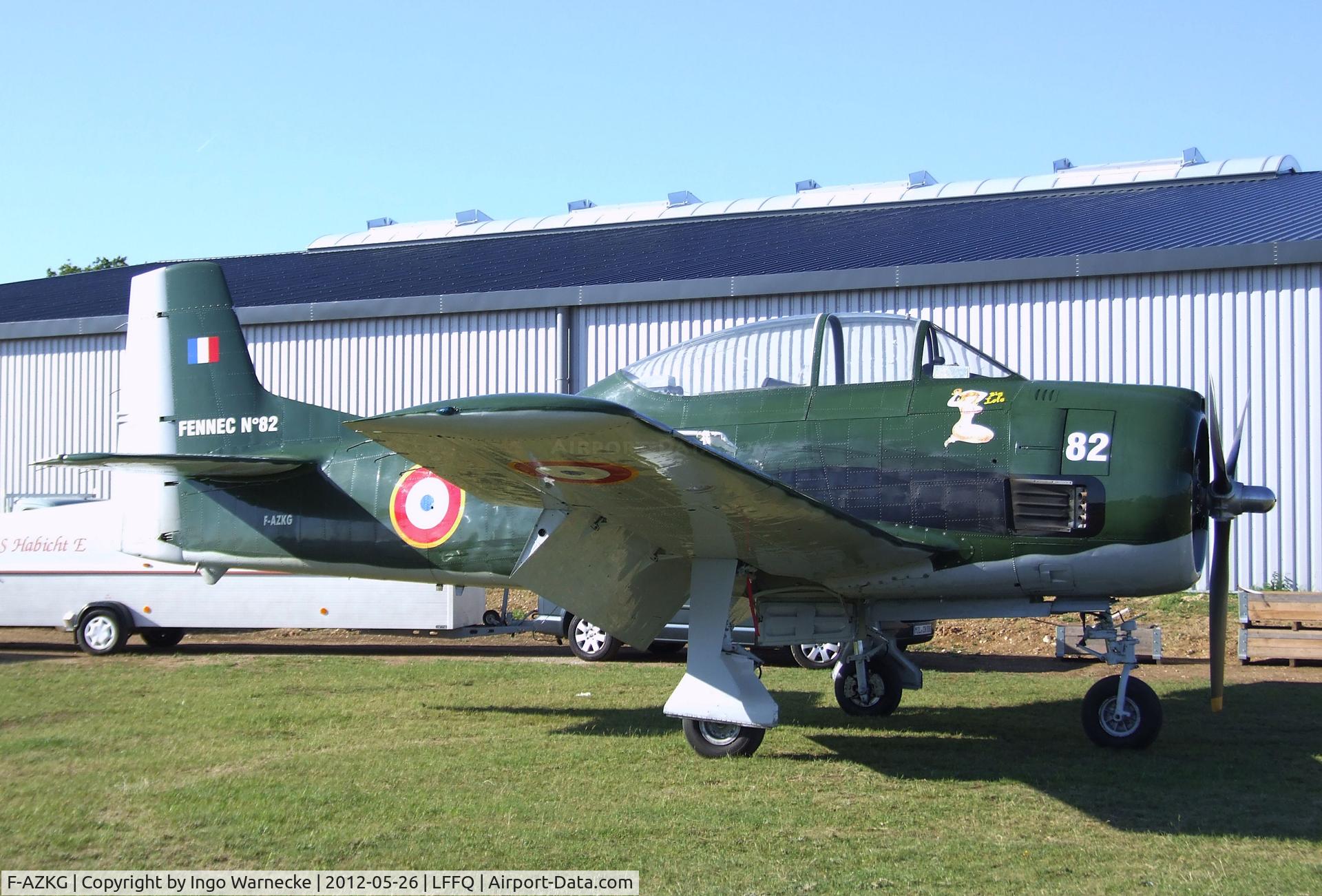 F-AZKG, 1951 North American T-28A Fennec C/N 174-111, North American T-28A Fennec (Trojan) at the Meeting Aerien 2012, La-Ferte-Alais