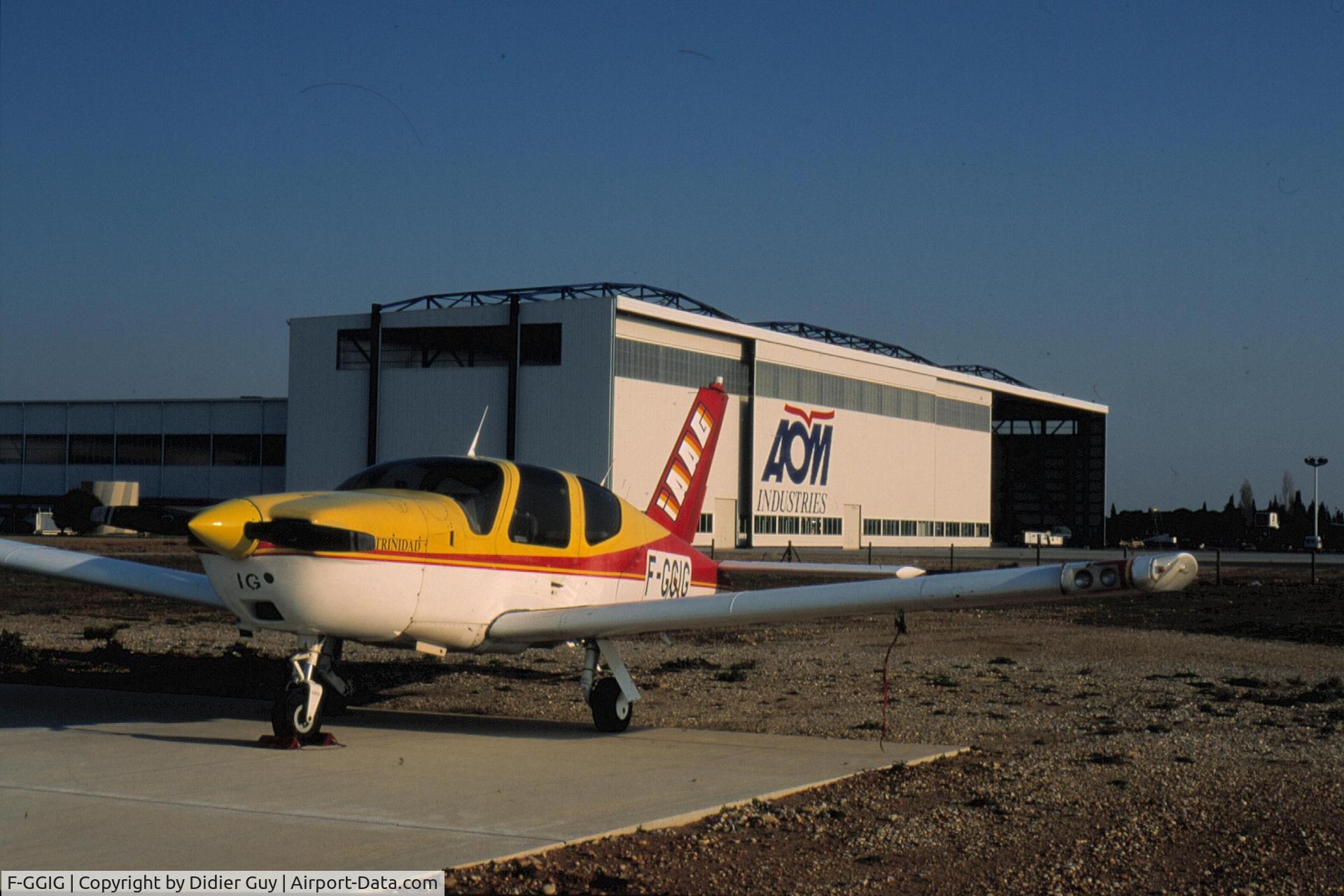 F-GGIG, Socata TB-20 C/N 859, On Nîmes airport