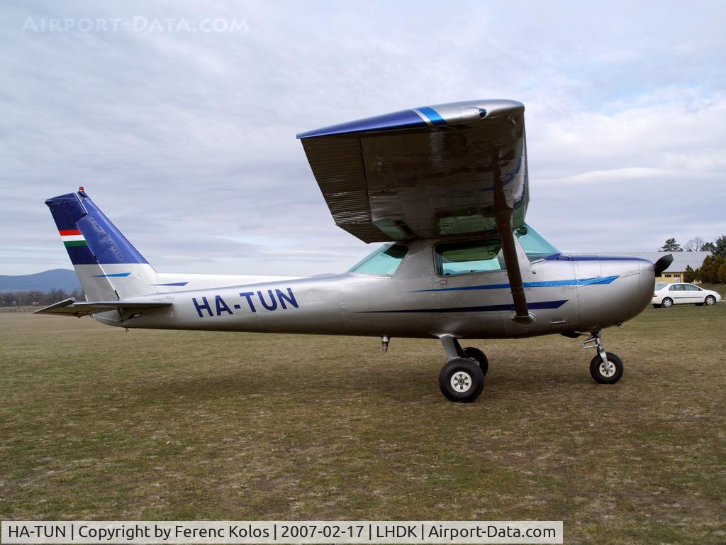 HA-TUN, 1976 Cessna 150M C/N 15078359, Dunakeszi