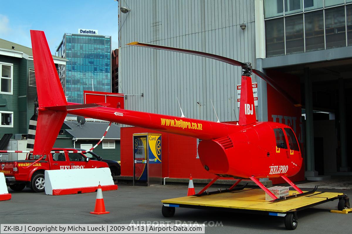 ZK-IBJ, Robinson R44 C/N 1008, Wellington Harbour