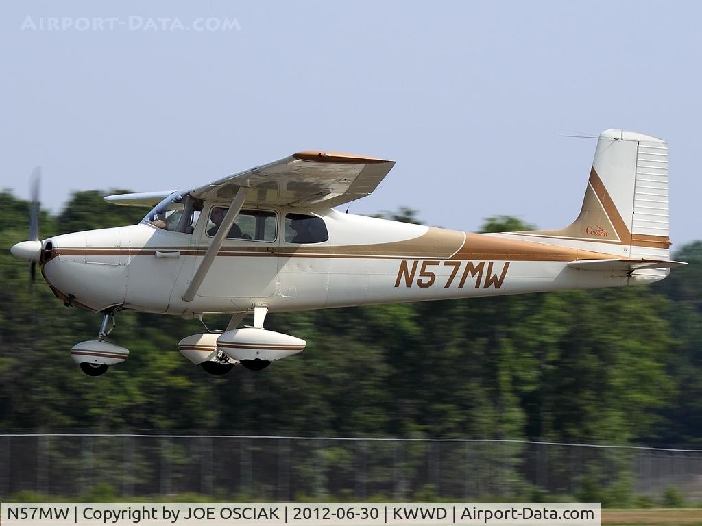 N57MW, 1957 Cessna 172 C/N 29688, @KWWD