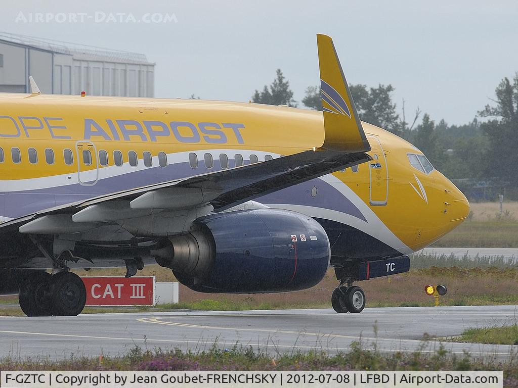 F-GZTC, 2002 Boeing 737-73V C/N 32414, holding point Alpha