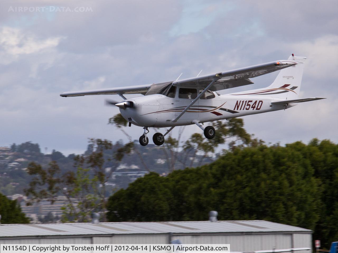 N1154D, 2006 Cessna 172S C/N 172S10341, N1154D arriving on RWY 21