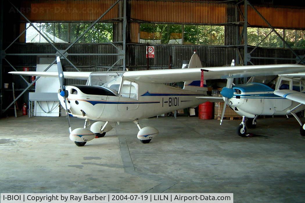 I-BIOI, Macchi MB.308 C/N 5895/122, Macchi MB.308 [5895/122] Varese-Venegono~I 19/07/2004. Seen here.