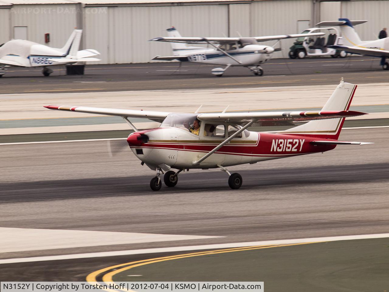 N3152Y, 1962 Cessna 182E Skylane C/N 18254152, N3152Y arriving on RWY 21