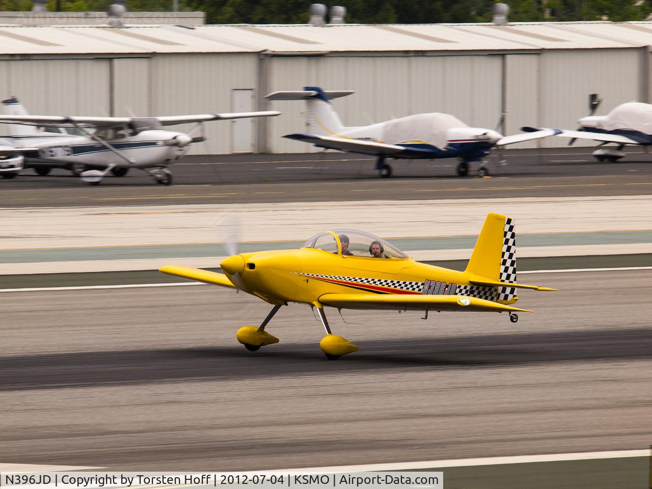 N396JD, 2005 Vans RV-8 C/N 81923, N396JD departing from RWY 21