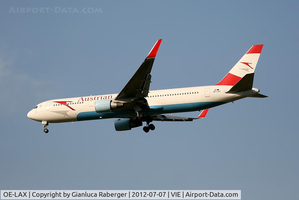 OE-LAX, 1992 Boeing 767-3Z9/ER C/N 27095, OE-LAX @ VIE