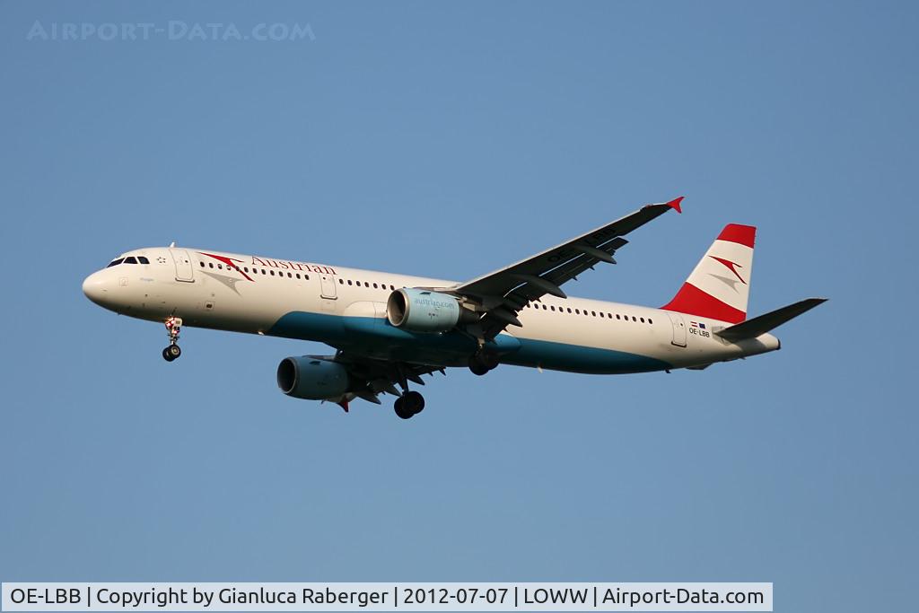OE-LBB, 1995 Airbus A321-111 C/N 570, OE-LBB @ VIE