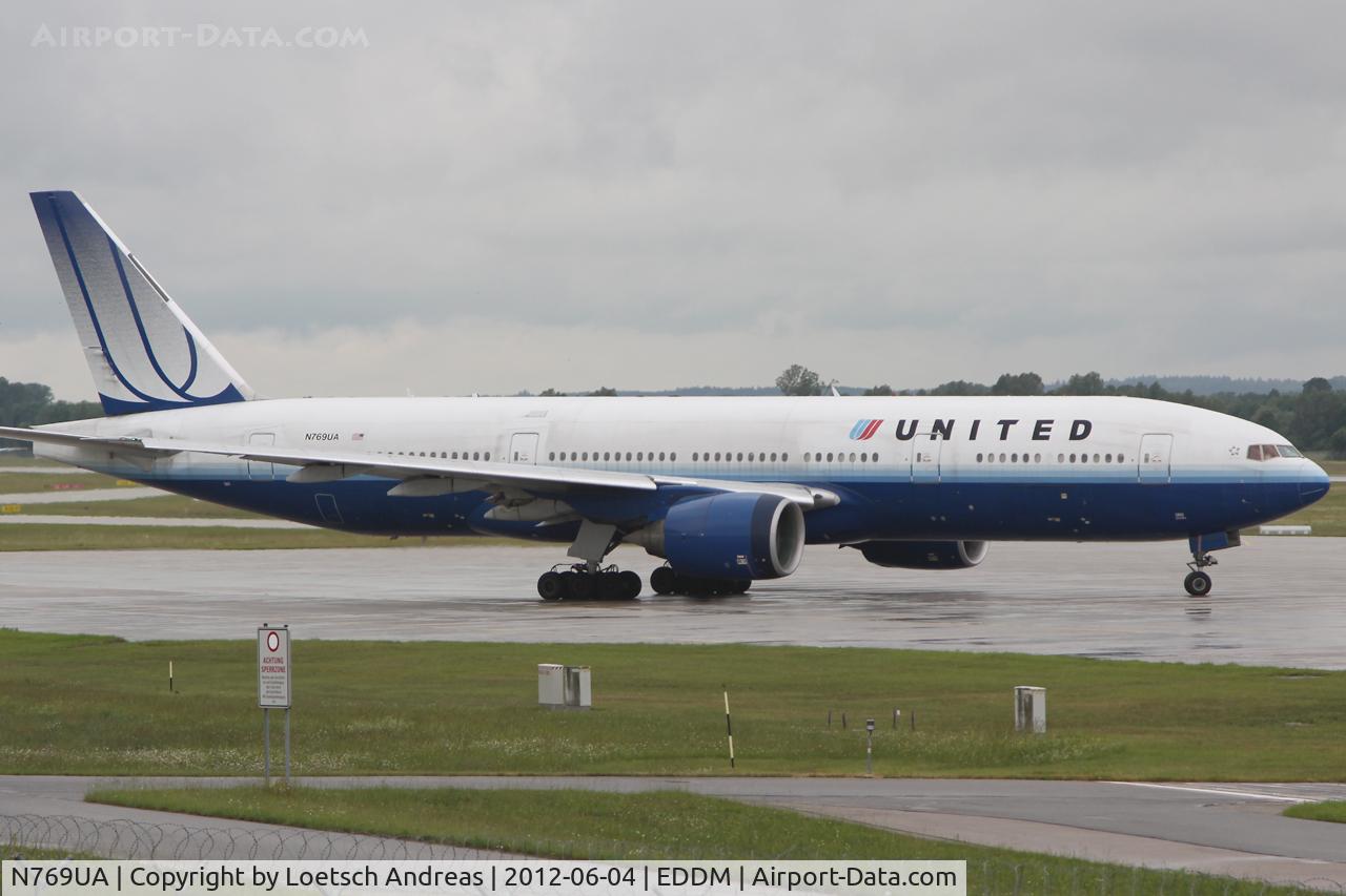 N769UA, 1995 Boeing 777-222 C/N 26921, UAL907 Munich via Chicago, O'Hare International (ORD) to San Francisco, International (SFO)