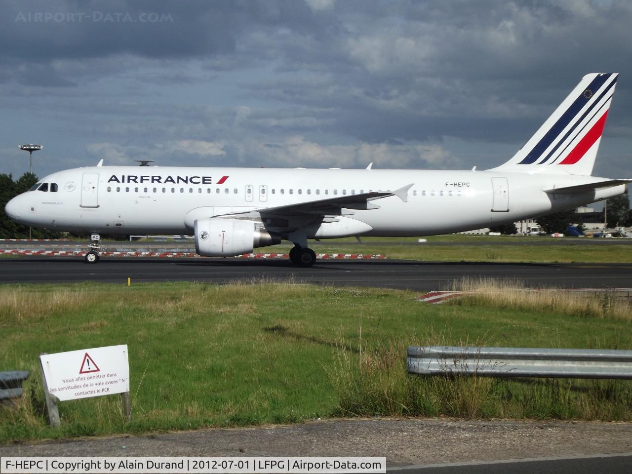 F-HEPC, 2010 Airbus A320-214 C/N 4267, leased by AerVenture.