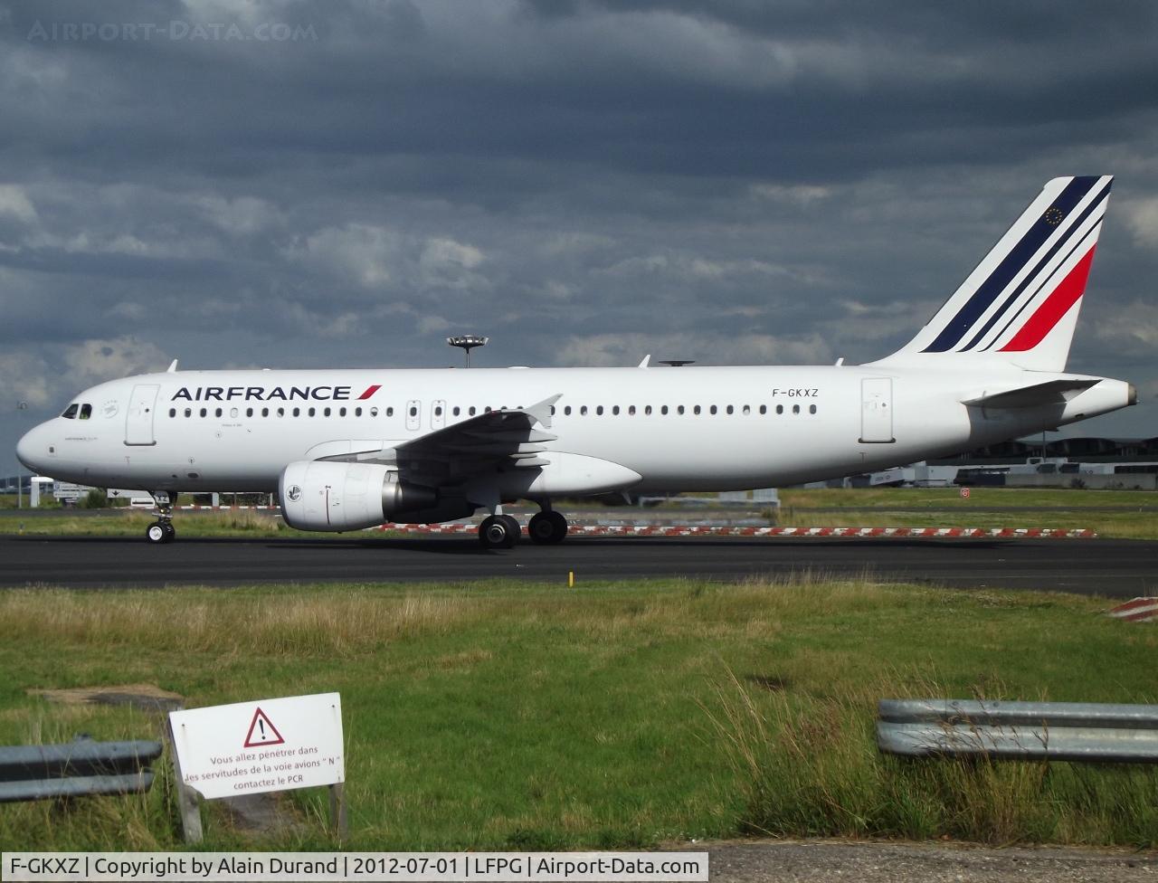 F-GKXZ, 2009 Airbus A320-214 C/N 4084, leased by GECAS