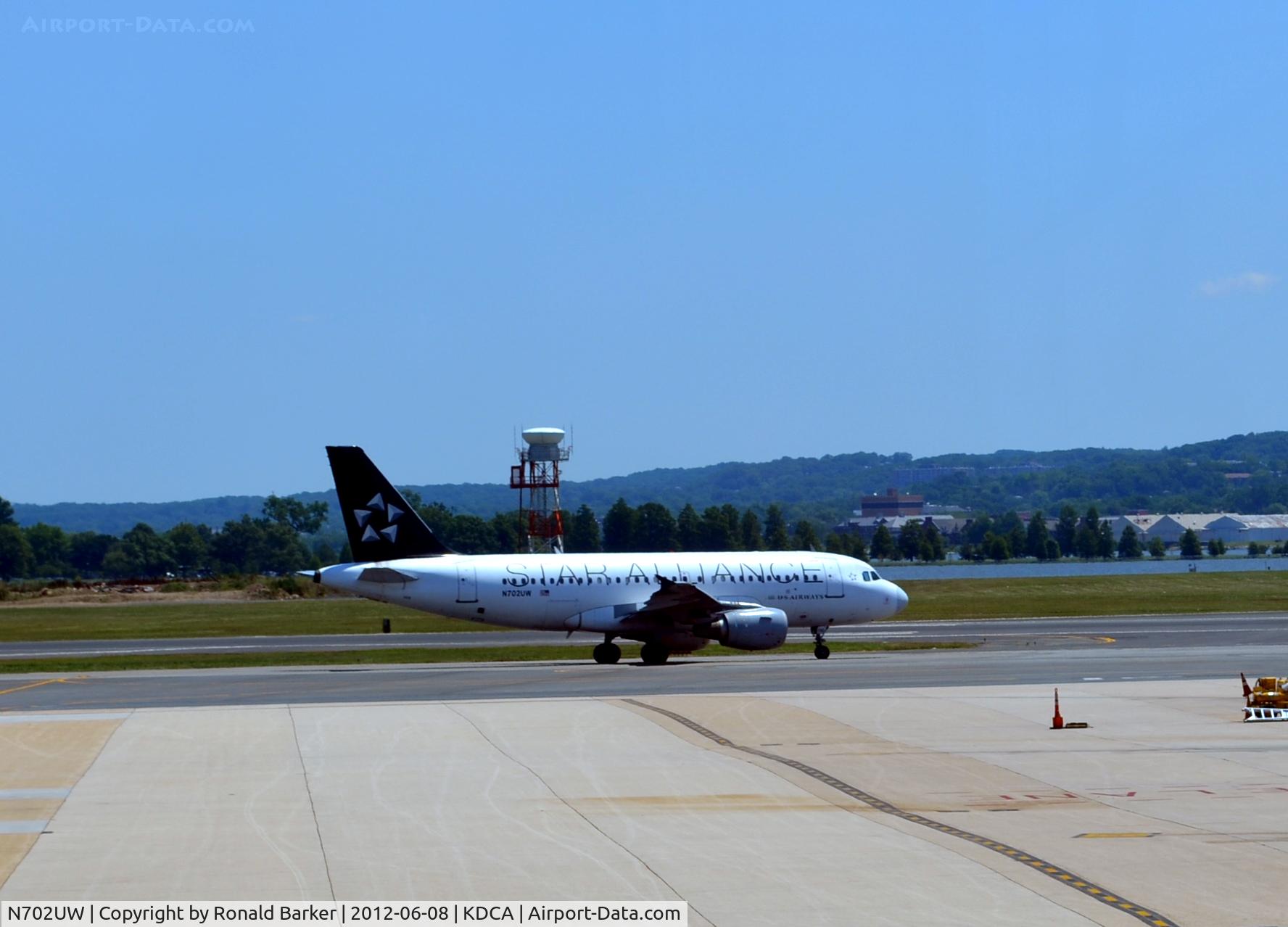 N702UW, 1998 Airbus A319-112 C/N 0896, DCA, VA