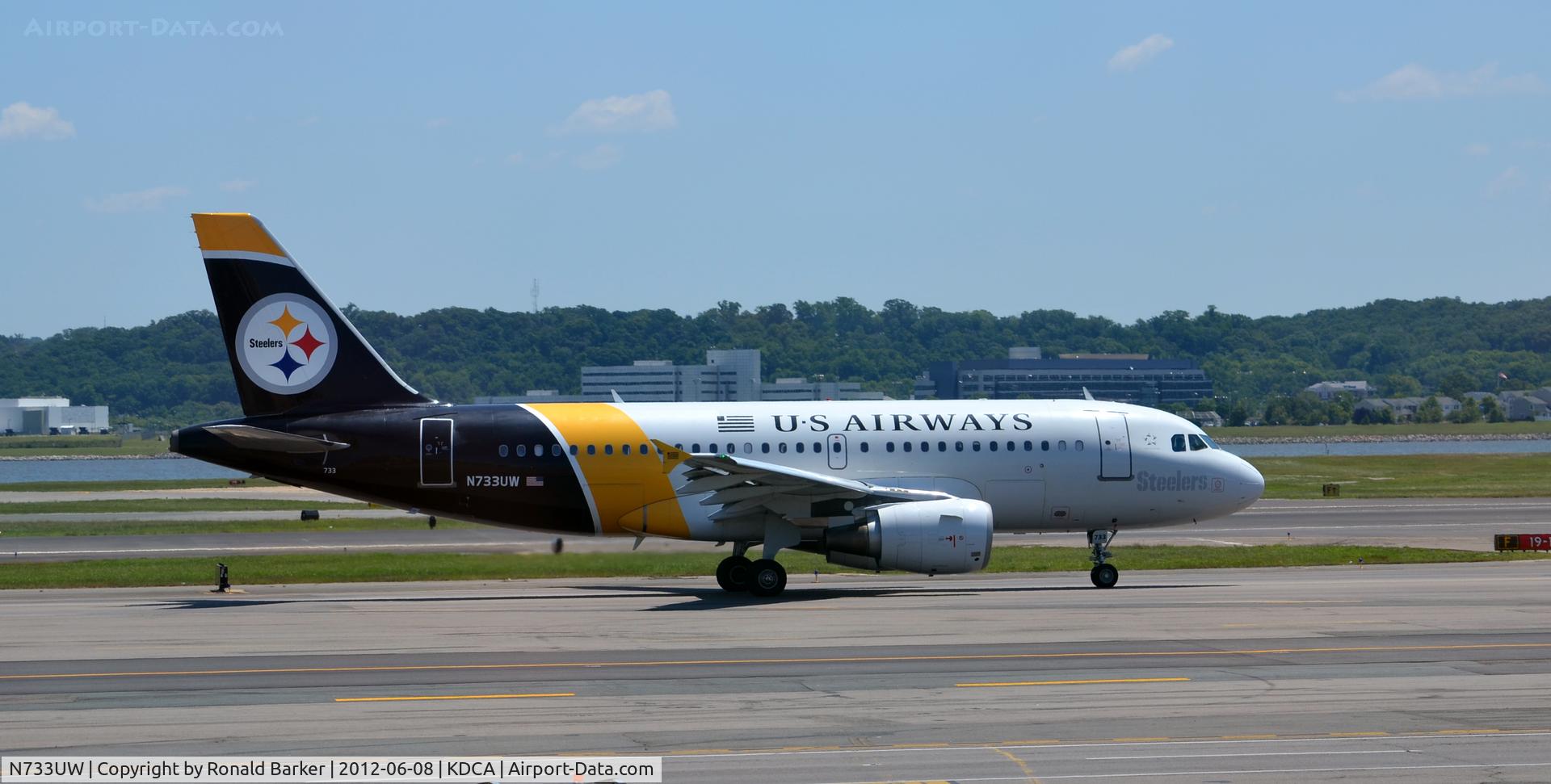 N733UW, 2000 Airbus A319-112 C/N 1205, DCA, VA