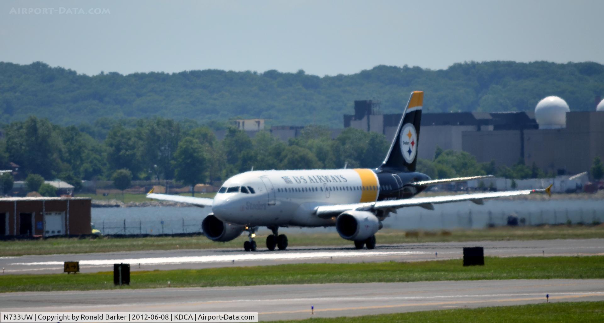 N733UW, 2000 Airbus A319-112 C/N 1205, DCA, VA