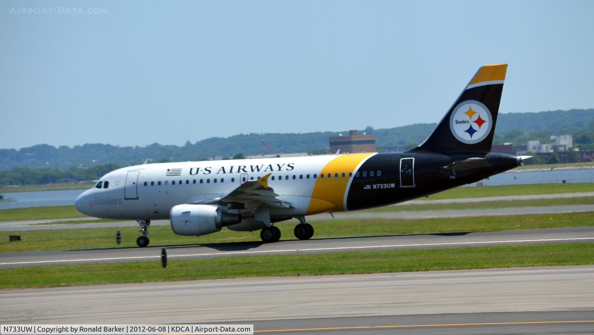 N733UW, 2000 Airbus A319-112 C/N 1205, Takeoff DCA