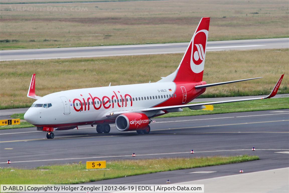 D-ABLD, 2008 Boeing 737-76J C/N 36117, Taxiing to parking position.....