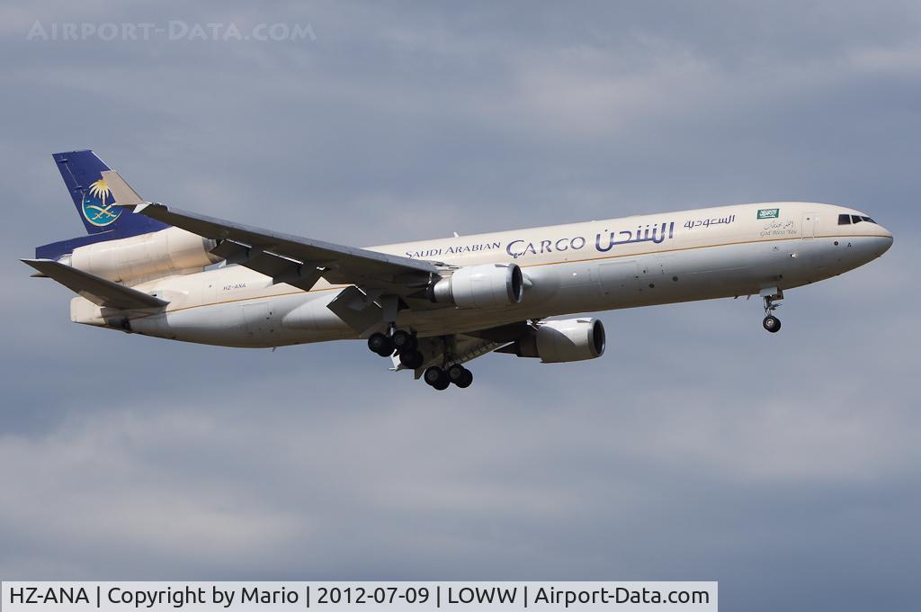 HZ-ANA, 1997 McDonnell Douglas MD-11F C/N 48773, Final approach Rwy 34