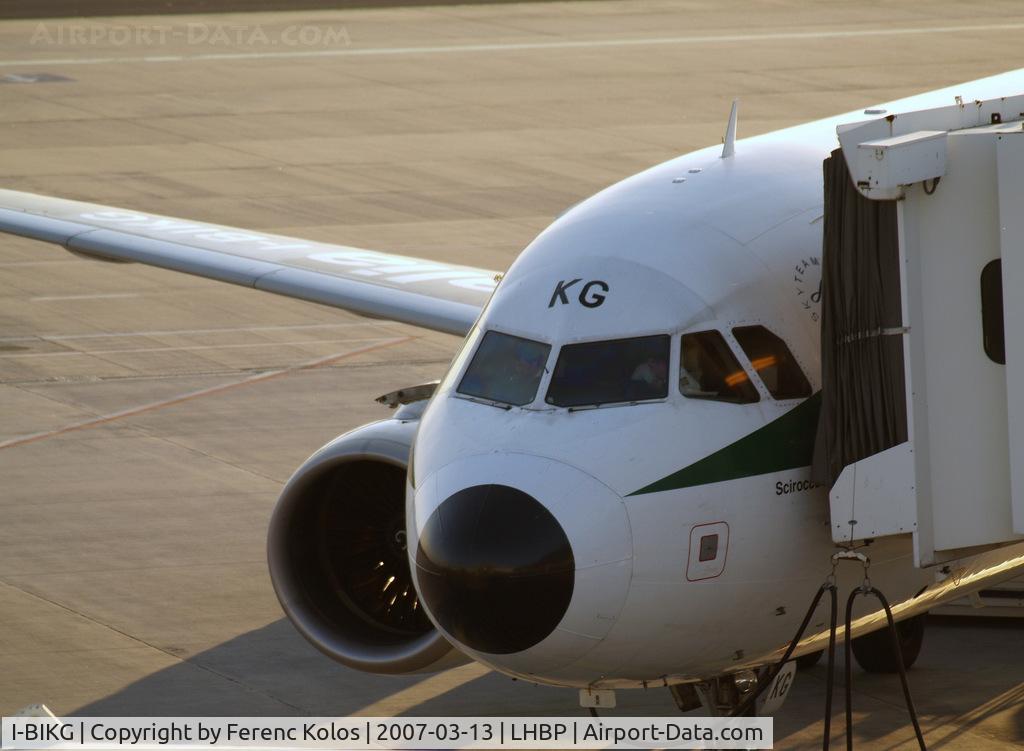 I-BIKG, 2001 Airbus A320-214 C/N 1480, Ferihegy