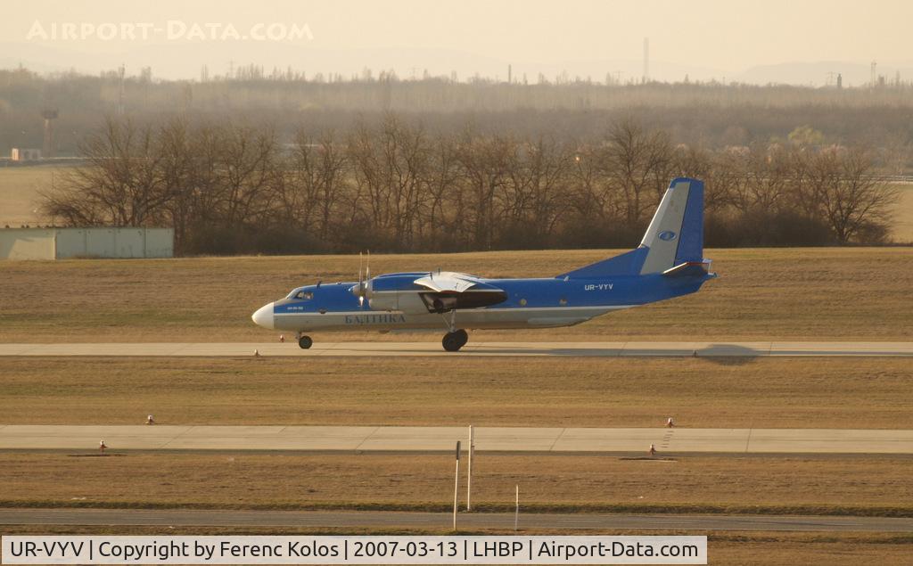 UR-VYV, Antonov An-26-100 C/N 6209, Ferihegy