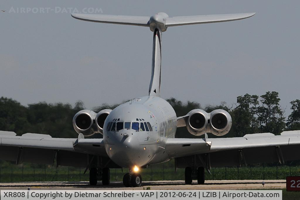 XR808, 1966 Vickers VC10 C.1 C/N 828, Royal Air Force VC10