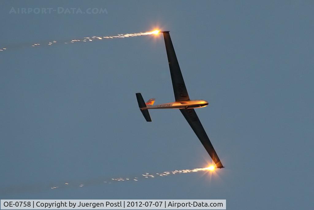 OE-0758, 1966 Let L-13 Blanik C/N 173311, Scalaria 2012
