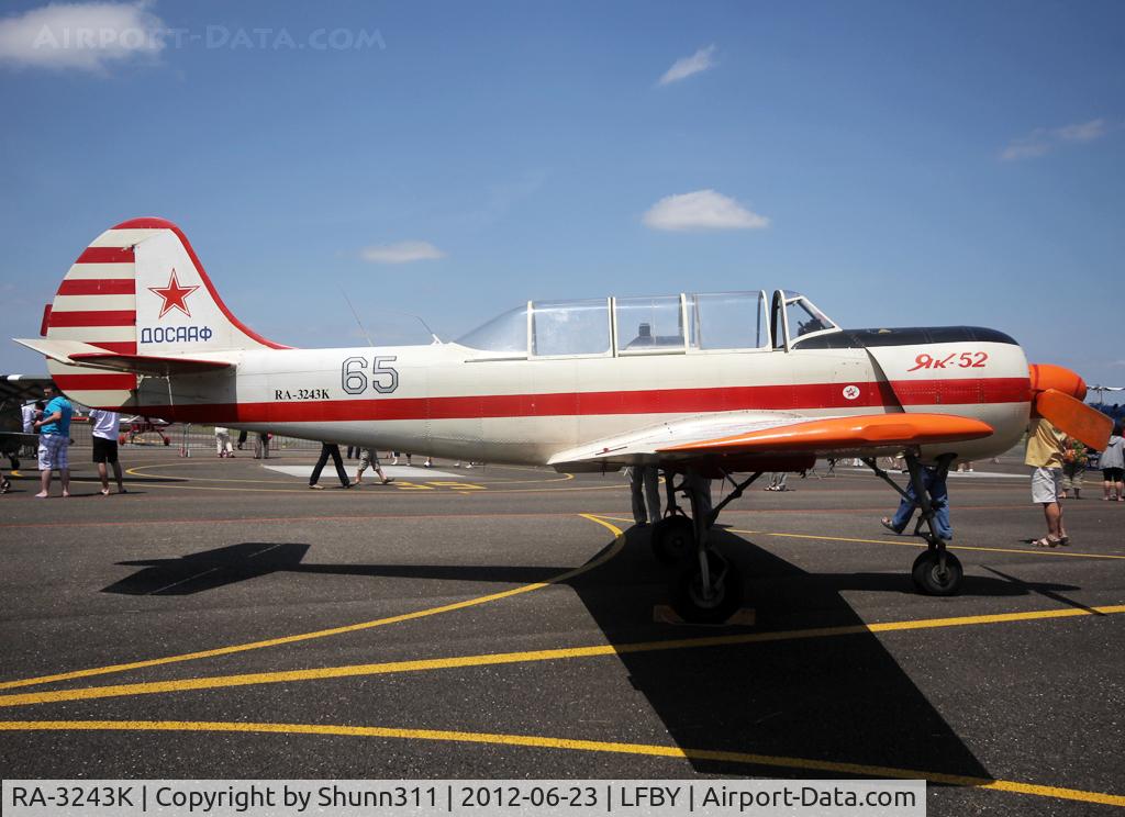 RA-3243K, Yakovlev (Aerostar) Yak-52 C/N 9111515, Static display during LFBY Open Day 2012