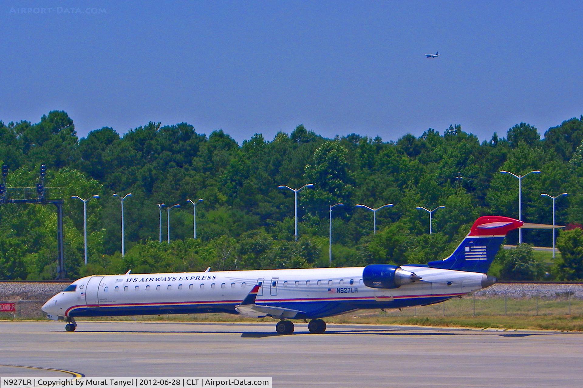N927LR, 2005 Bombardier CRJ-900ER (CL-600-2D24) C/N 15027, Parked at CLT