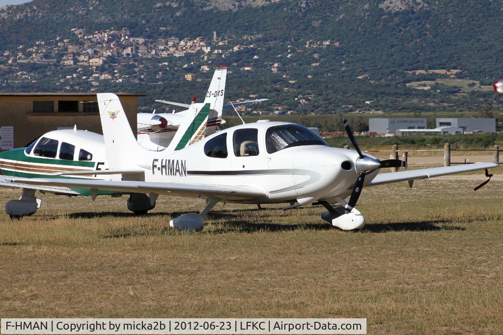 F-HMAN, Cirrus SR20 C/N 1718, Parked