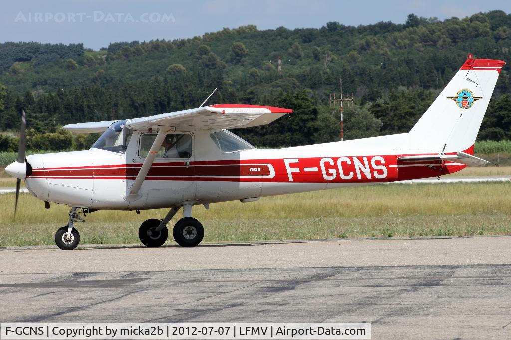 F-GCNS, Reims F152 C/N 1800, Taxiing