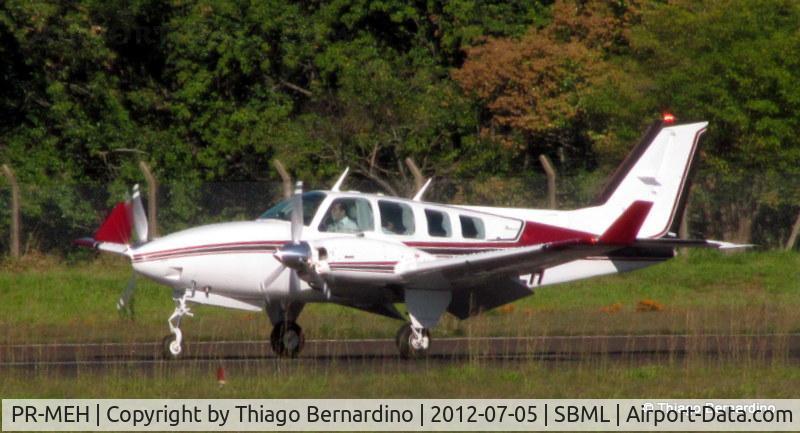 PR-MEH, Beechcraft B58 C/N Not found PR-MEH, This is my favorite Baron B58, the PR-MEH