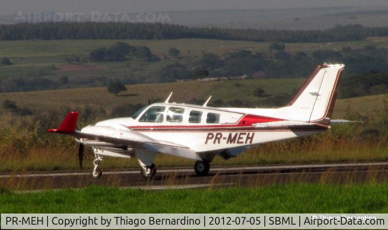 PR-MEH, Beechcraft B58 C/N Not found PR-MEH, A beautiful bird!
