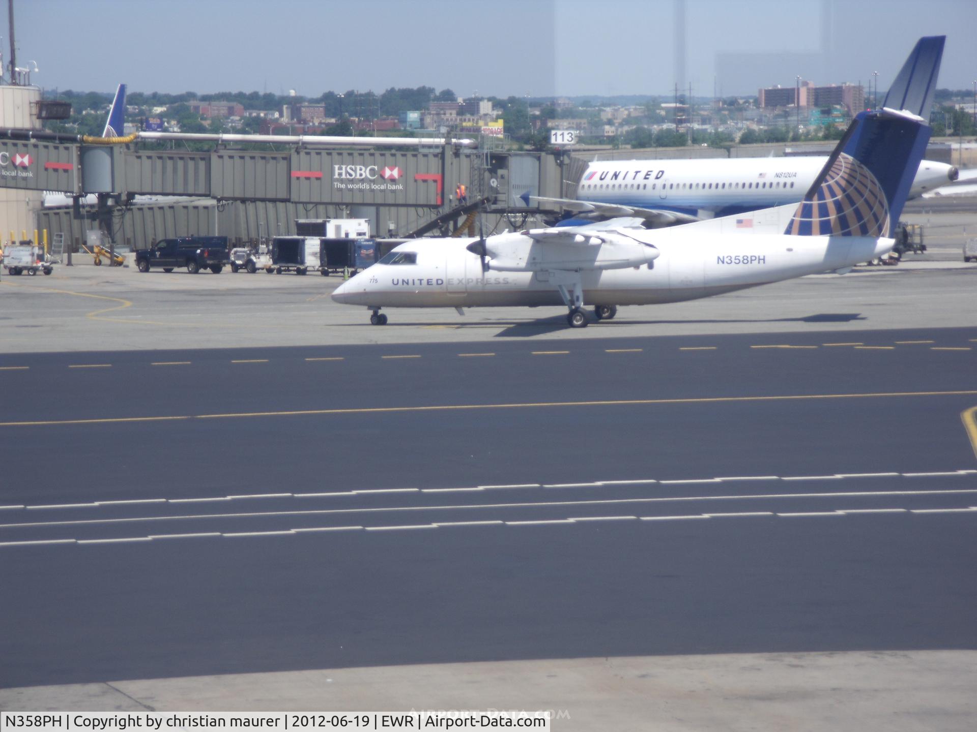 N358PH, 1998 De Havilland Canada DHC-8-202 Dash 8 C/N 506, dash-8