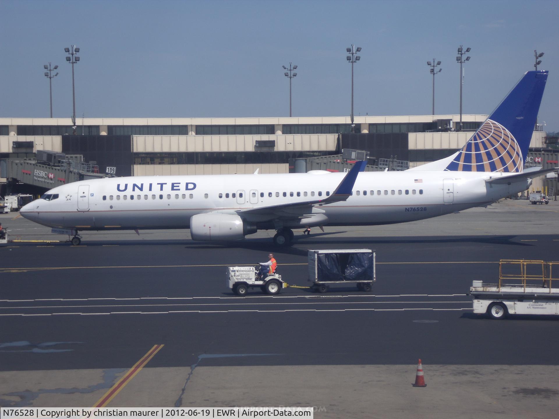 N76528, 2010 Boeing 737-824 C/N 31663, 737-800