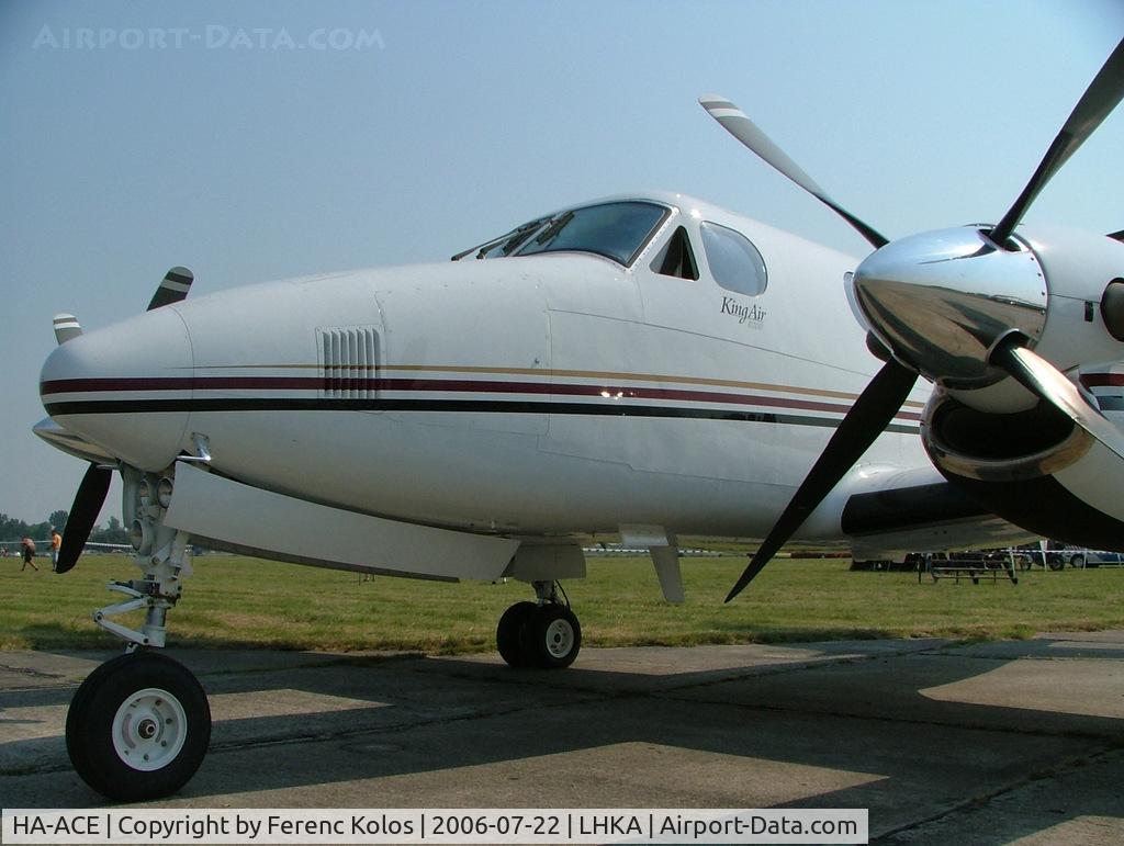 HA-ACE, 2005 Raytheon B200 King Air C/N BB-1902, Foktö