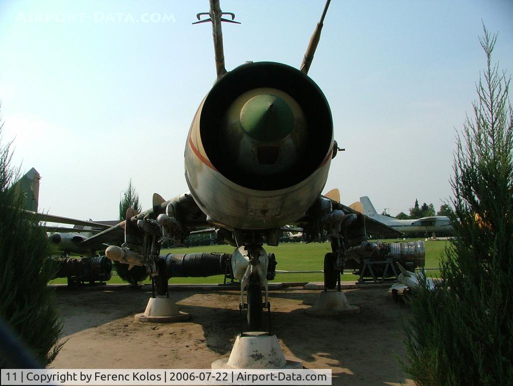 11, 1983 Sukhoi Su-22M-3 C/N 51611, Kecel